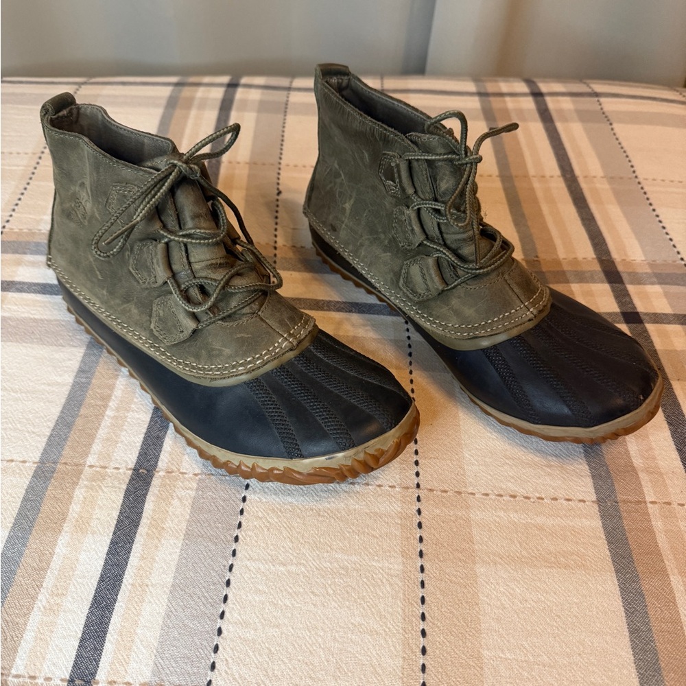 Sorel Out & About Boots